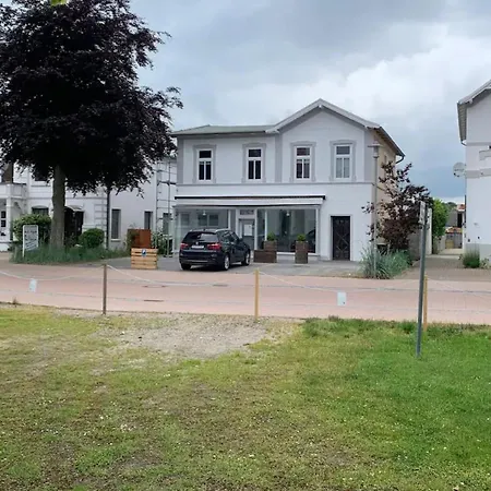 Malu - Strand Villa Dahme Lejlighed